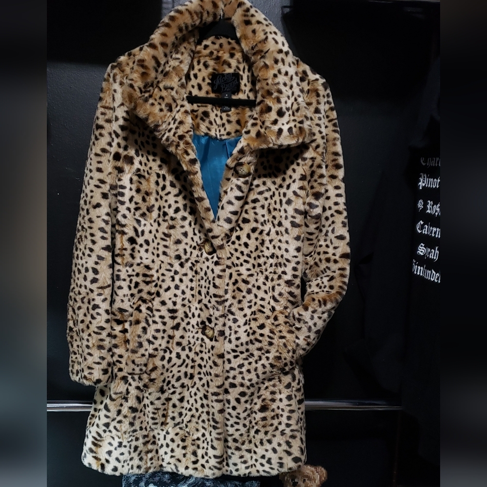 Lucky Brand Leopard Faux Fur Coat Medium - Carolyn Bessette Chic